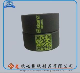 Micro message Bracelet 硅膠手環(huán) 微信手環(huán) 綠色產品_橡膠塑料_世界工廠網